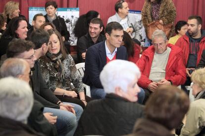 Encuentro de Pedro S&aacute;nchez con vecinos de Vallecas