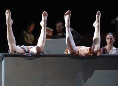 Concierto de teatro bailado basado en el texto de Max Aub <i>Crímenes ejemplares.</i>