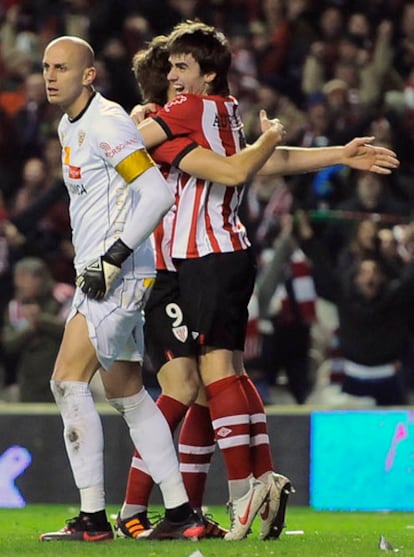 Aurtenetxe celebra su gol ante el Mirandés.