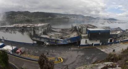 Estado en el que quedó la fábrica de Fandicosta tras el incendio.