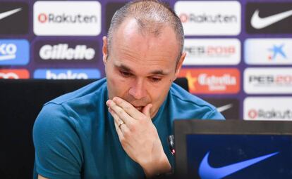 Andrés Iniesta, durante la rueda de prensa que anuncia su marcha del FC Barcelona.