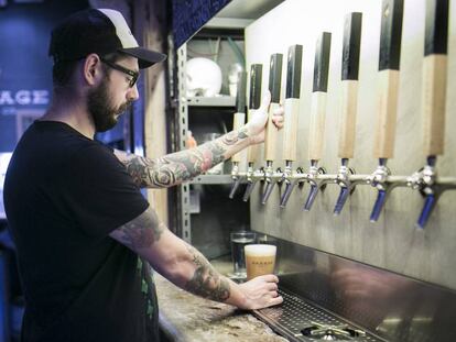 Una de las cervecer&iacute;as artesanales de Barcelona.