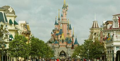 Castillo de la Bella Durmiente de Disneyland Par&iacute;s.