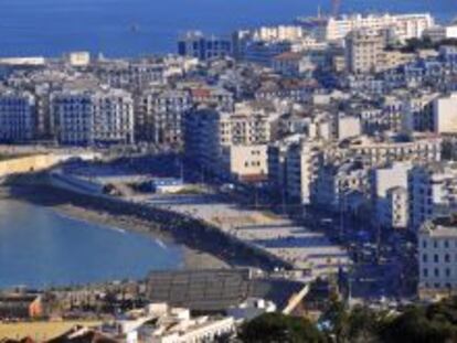 Vista de la capital de Argelia, Argel, centro econ&oacute;mico del pa&iacute;s.