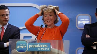 Esperanza Aguirre, en su comparecencia ante los medios tras una reuni&oacute;n del Comit&eacute; de Direcci&oacute;n del Partido Popular de Madrid, el mi&eacute;rcoles. 