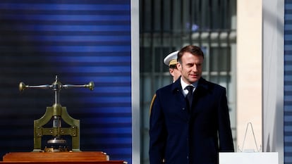 El presidente francés, Emmanuel Macron, este viernes en el acto solemne para sellar el derecho al aborto en la Constitución.