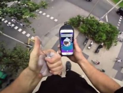 Jason Paul, un especialista en ‘parkour’, graba su temeridad en un vídeo.