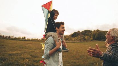 Los notarios, garantes de que menores y adolescentes crezcan en su familia