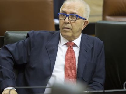 El consejero José Sánchez Maldonado, en el Parlamento este miércoles.