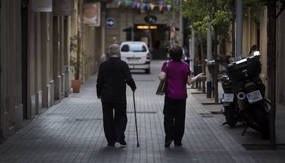 A la ciutat és important passejar badant.