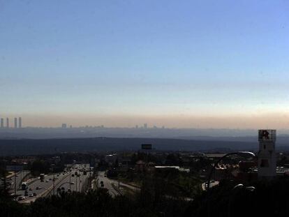 La 'boina' de contaminación de Madrid, en marzo de 2017.