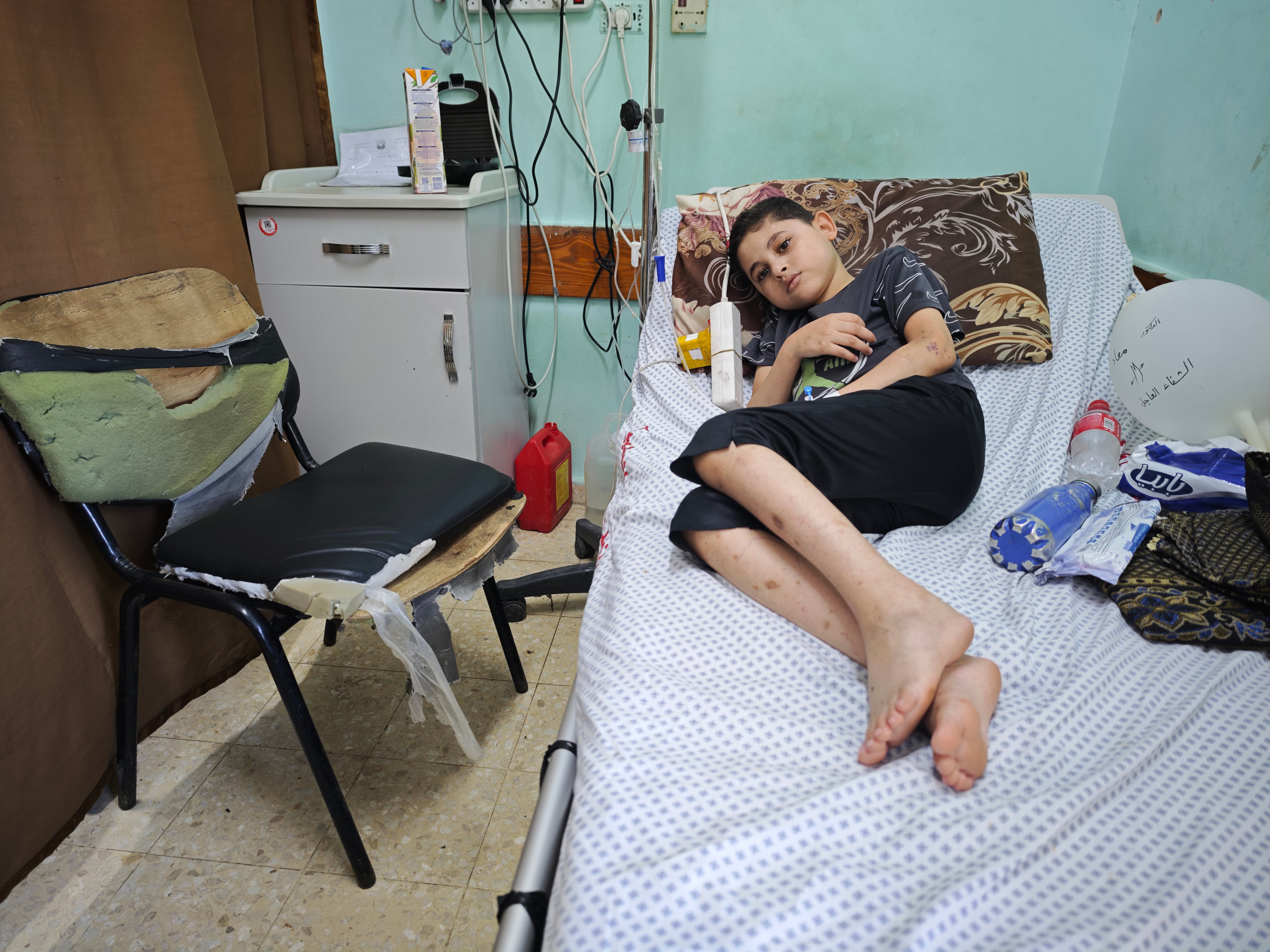 Muath, en el hospital de los Mártires de Al Aqsa, en Deir El Balah (Gaza), el 31 de agosto.