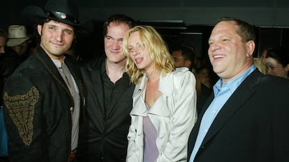 Robert Rodríguez e Quentin Tarantino, Uma Thurman e Harvey Weinstein em Los Angeles em 2004