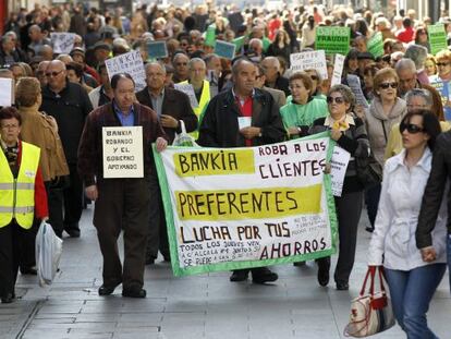 Afectados por las preferentes de Bankia.