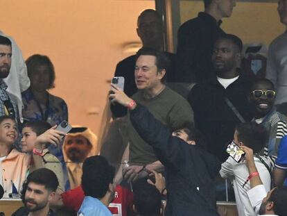 Elon Musk el domingo en Qatar durante el último encuentro de la Copa del Mundo entre Argentina y Francia.