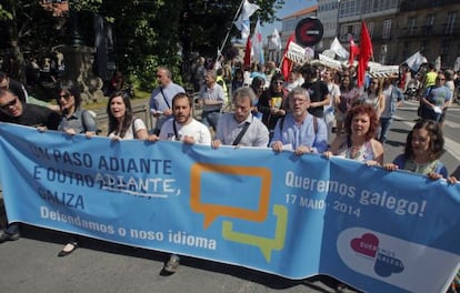 Manifestación por la calles de Santiago