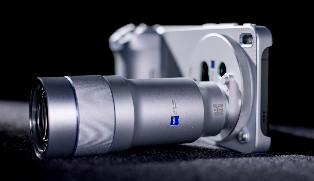 El vivo X300 Ultra con su zoom de 400 mm confirma su llegada a España este año