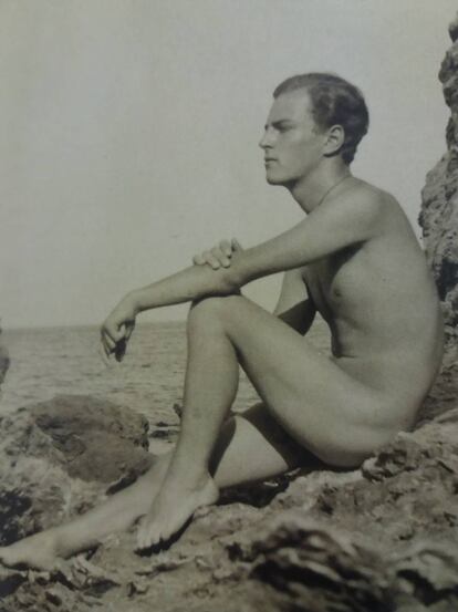 Patrick Leigh Fermor, retratado en Grecia en 1936 por Balasha Cantacuceno. 