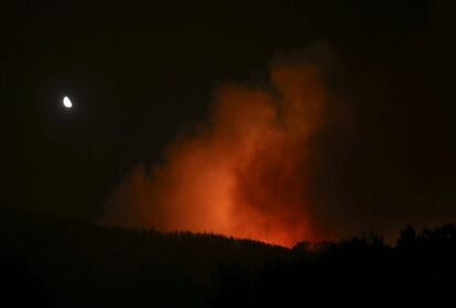  Imagen del incendio forestal que ha superado las 1000 hectáreas 