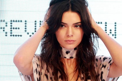 Kendall Jenner ha confesado, polémica y dinero mediante, que sufre un problema de acné.