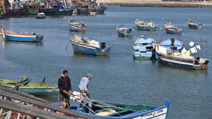 Pescadores marroquíes del puerto de Larache, en la costa atlántica, al noroeste de Marruecos. 