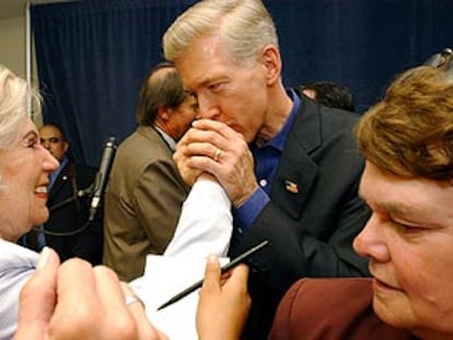 El actual gobernador de California, Gray Davis.