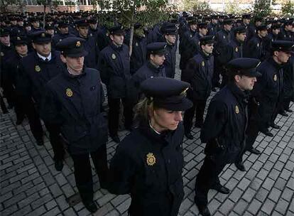 Agentes de la Policía Nacional, en un acto en el Complejo de Canillas (Madrid) celebrado en diciembre de 2019.