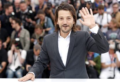 El actor mexicano Diego Luna, miembro del jurado de la sección Una cierta mirada de la 69 edición del Festival de Cine Internacional de Cannes.