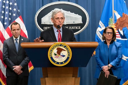 El fiscal general de Estados Unidos, Merrick Garland, este jueves durante una rueda de prensa en la sede del Departamento de Justicia en Washington.