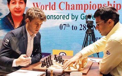 Carlsen ganándose el título de campeón mundial en su encuentro contra el indio Anand