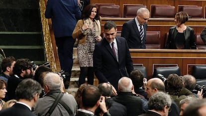 El presidente del Gobierno, Pedro Sánchez, a su llegada al pleno, este martes en el Congreso. 