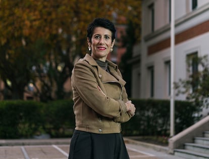 La ministra de Inclusión, Seguridad Social y Migraciones, Elma Saiz, en la sede del ministerio este jueves.