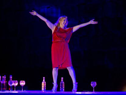 La actriz Carmen Machi como Helena de Troya en <i>Juicio a una zorra</i>, de Miguel del Arco.