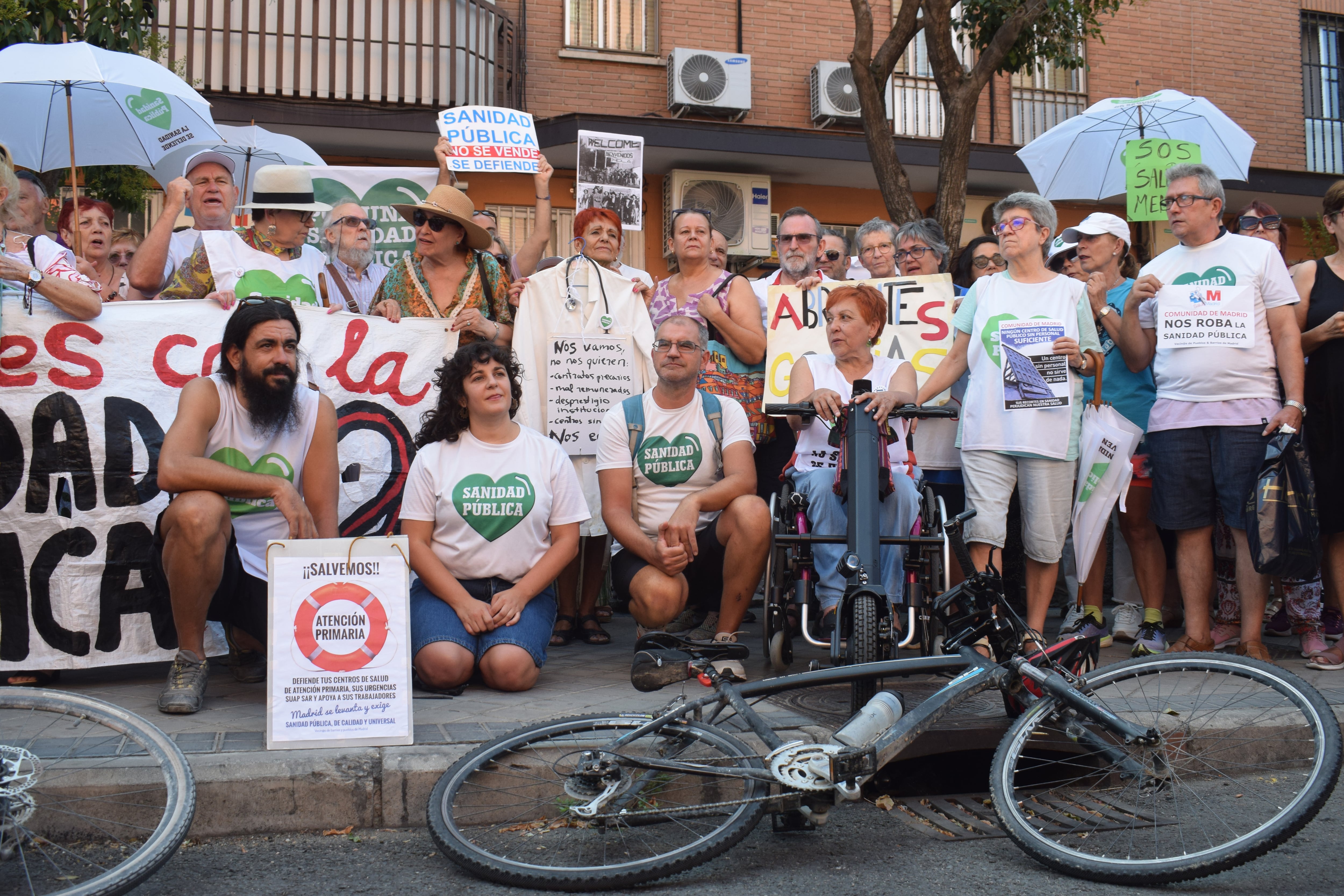 Los ciclistas de Abrantes regresan de Suiza con un plan de trabajo para recuperar su centro de salud 