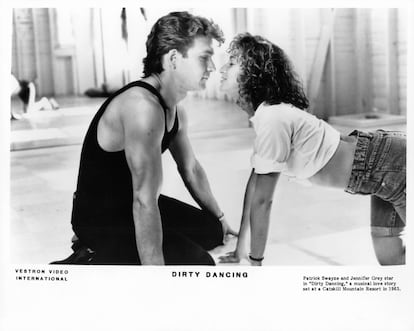 Johnny Castle (Patrick Swayze) y Baby Houseman (Jennifer Gray) en en Dirty Dancing.