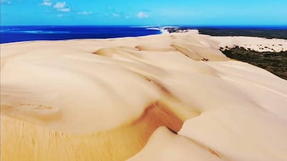 La gigantesca duna de arena de 37 kilómetros de la isla de Bazaruto.