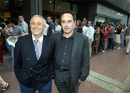 Michel Guérard y Ferrán Adrià, ayer en Madrid.