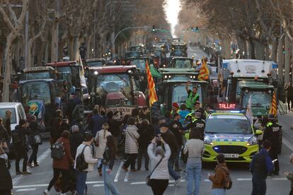 Tractores en el paseo de Gràcia de Barcelona, la pasada semana.