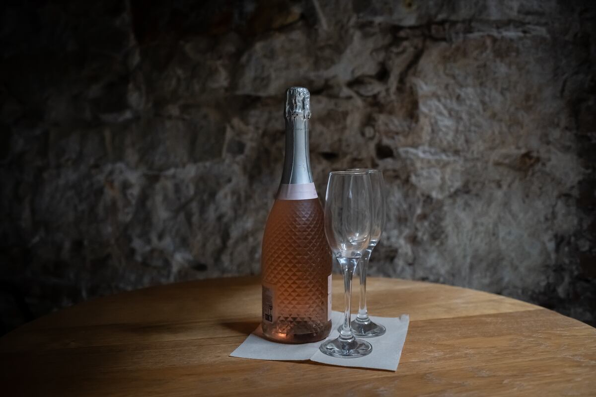 España le da al cava: el espumoso español bate récord con 252 millones de botellas vendidas en 2023 | Beber | Gastronomía