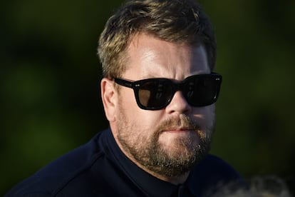 James Corden restaurante disculpa