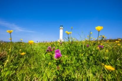 El faro de Lastres, en Colunga (Asturias).