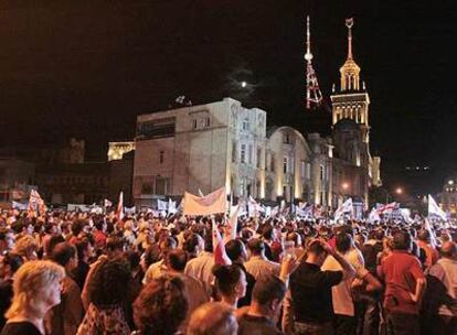 Manifestación en la capital de Georgia, Tbilisi, contra la intervención del Ejército ruso.