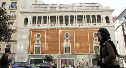 Fachada del Palacio de la Música, en la Gran Vía.