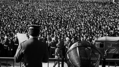Sorteo para el servicio militar, en Madrid en 1986.