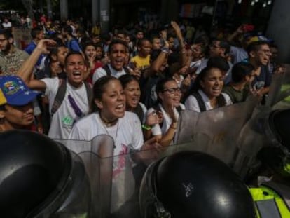 ONU pede ao Supremo, em poder do chavismo, que reconsidere sua decisão de destituir o Parlamento