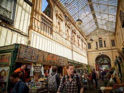 Puestos del mercado de Saint Nicholas de Bristol. 