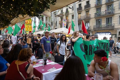 Manifestación contra el turismo en las Ramblas de Barcelona.