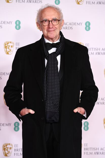 Jonathan Pryce.