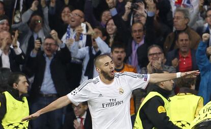 Benzema celebra el 1 a 0