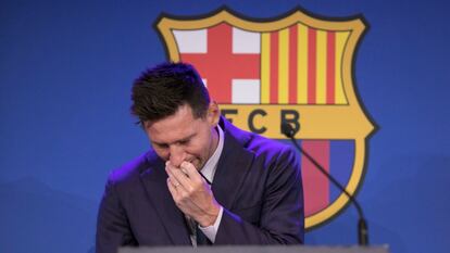 Rueda de prensa de despedida de Messi, este domingo en el Camp Nou. El delantero argentino ha comparecido para explicar su marcha a los 34 años del Barcelona, donde ha disputado toda su carrera.